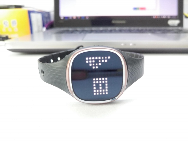 智能手表哪家强，Weloop小黑2·bongXX对比评测